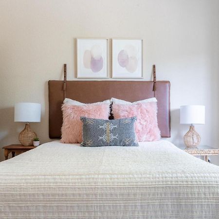 Cottage Getaway - Quiet Cottage Charm Near U Of A Fayetteville Eksteriør billede