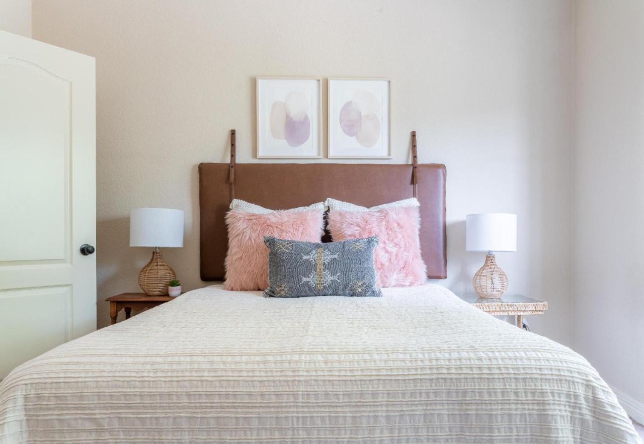 Cottage Getaway - Quiet Cottage Charm Near U Of A Fayetteville Eksteriør billede
