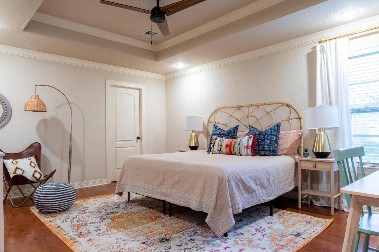 Cottage Getaway - Quiet Cottage Charm Near U Of A Fayetteville Eksteriør billede